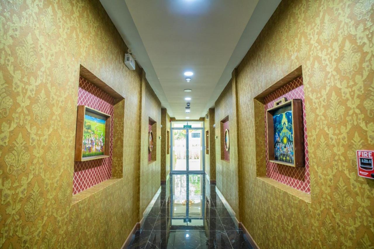 Siri Nakornpink Sha Khách sạn
